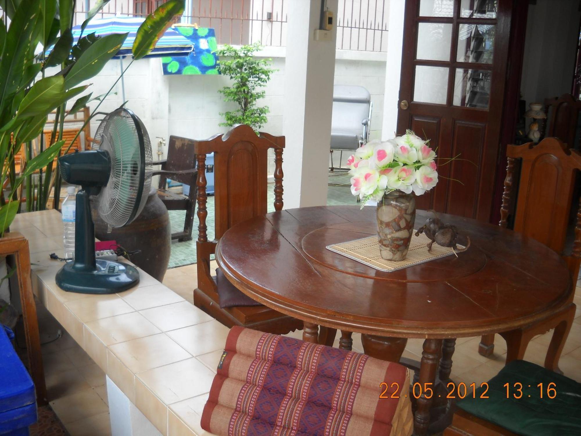 Srikrung Guesthouse Ayutthaya Exteriér fotografie