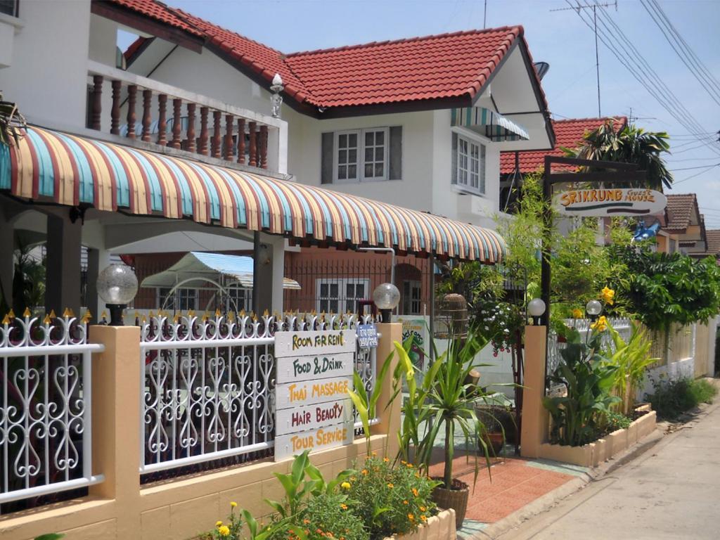 Srikrung Guesthouse Ayutthaya Exteriér fotografie