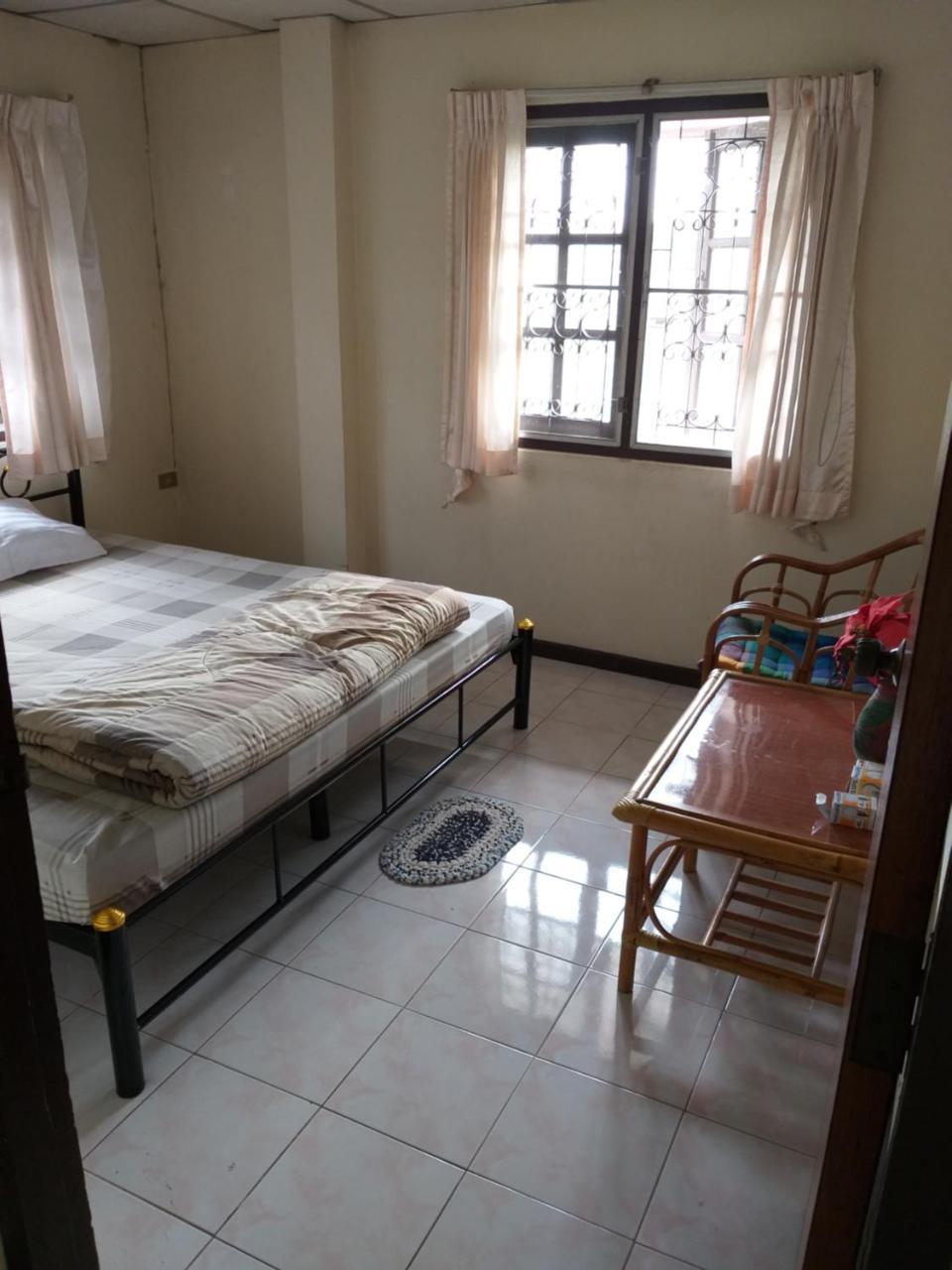 Srikrung Guesthouse Ayutthaya Exteriér fotografie