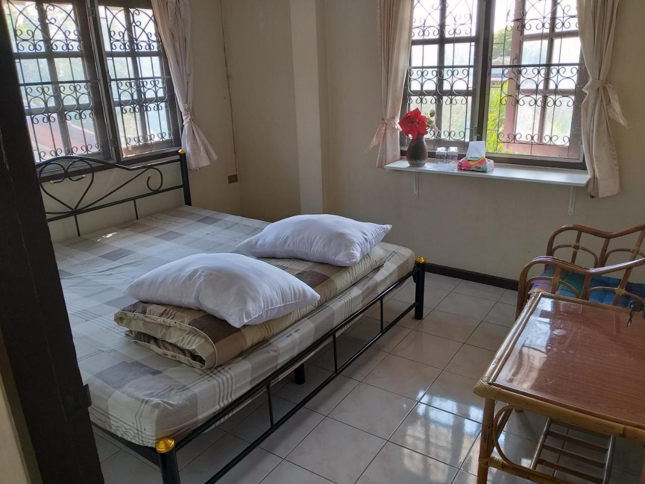 Srikrung Guesthouse Ayutthaya Exteriér fotografie