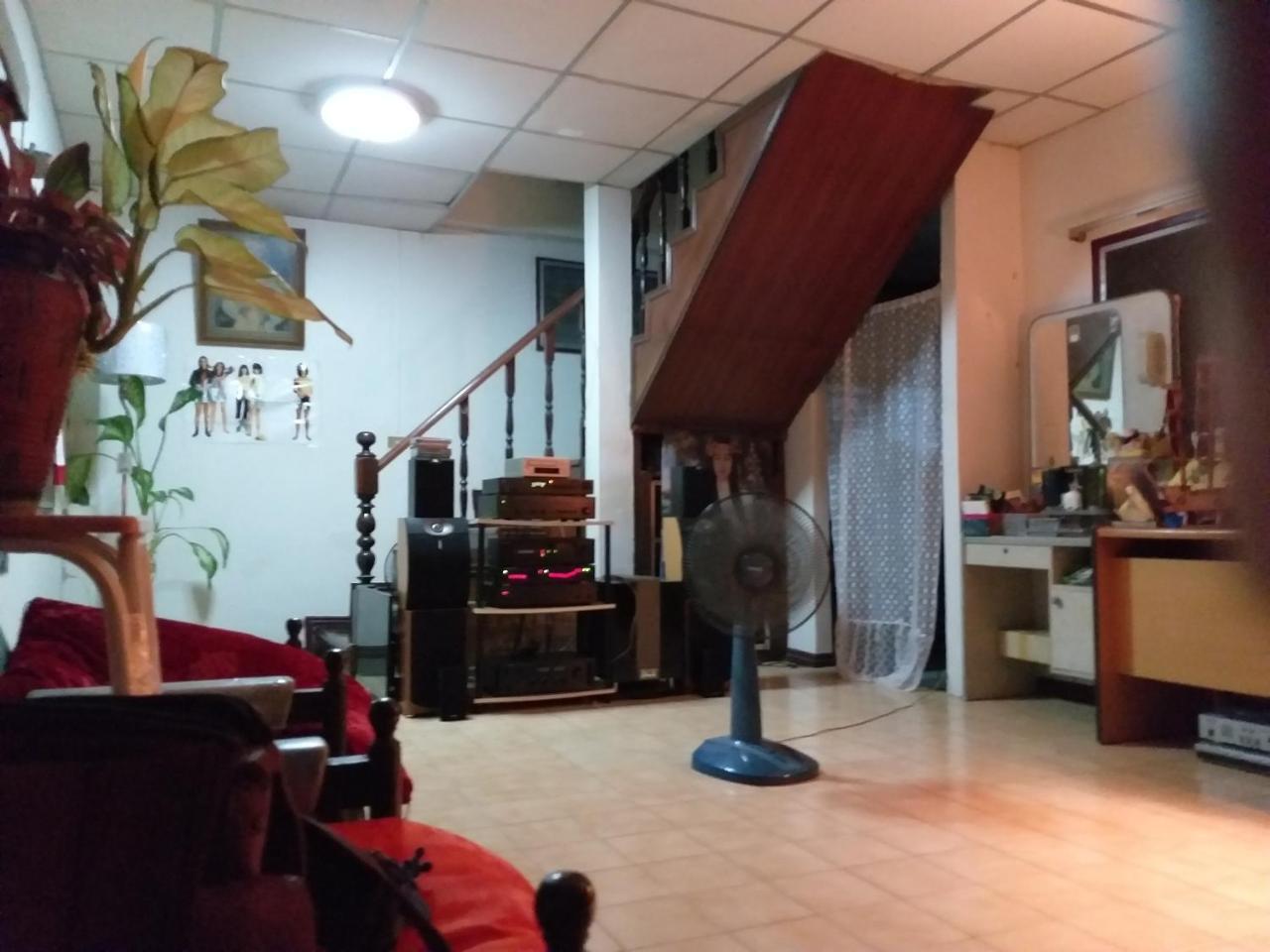Srikrung Guesthouse Ayutthaya Exteriér fotografie